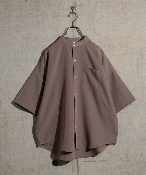 JOHN'S CLOSET(ジョンズクローゼット)の「【i】ポリエステルバンドカラーBIGSSシャツ(シャツ/ブラウス・メンズ・モカ/グレイッシュベージュ/サックスブルー/グリーン/ホワイト/ブラック・MEDIUM/X-LARGE/LARGE)」の4枚目の写真