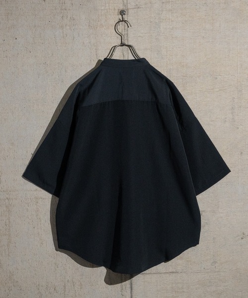 JOHN'S CLOSET(ジョンズクローゼット)の「【i】ポリエステルバンドカラーBIGSSシャツ(シャツ/ブラウス・メンズ・モカ/グレイッシュベージュ/サックスブルー/グリーン/ホワイト/ブラック・MEDIUM/X-LARGE/LARGE)」の11枚目の写真