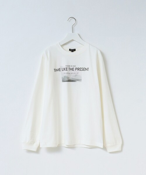 INDIVI（インディヴィ）の「【洗える/WORLD for the World】ロゴプリント ロンT（Tシャツ/カットソー・レディース・ホワイト/ライトベージュ/ブラック・38/13/05）」の2枚目の写真