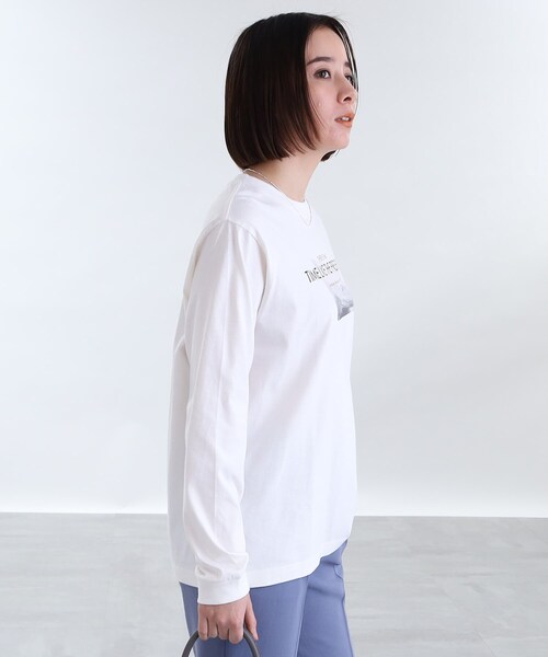 INDIVI（インディヴィ）の「【洗える/WORLD for the World】ロゴプリント ロンT（Tシャツ/カットソー・レディース・ホワイト/ライトベージュ/ブラック・38/13/05）」の14枚目の写真