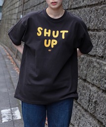 CHARI&CO / SHUT UP PHYSICAL TEE