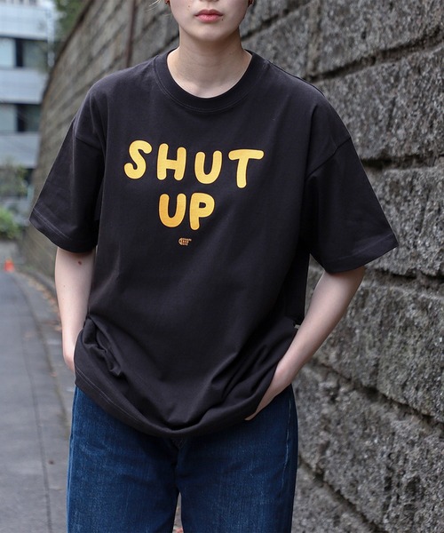 CHARI&CO(チャリアンドコー)の「CHARI&CO / SHUT UP PHYSICAL TEE(Tシャツ/カットソー・メンズ・ブラック・L/S/M/XL)」の10枚目の写真