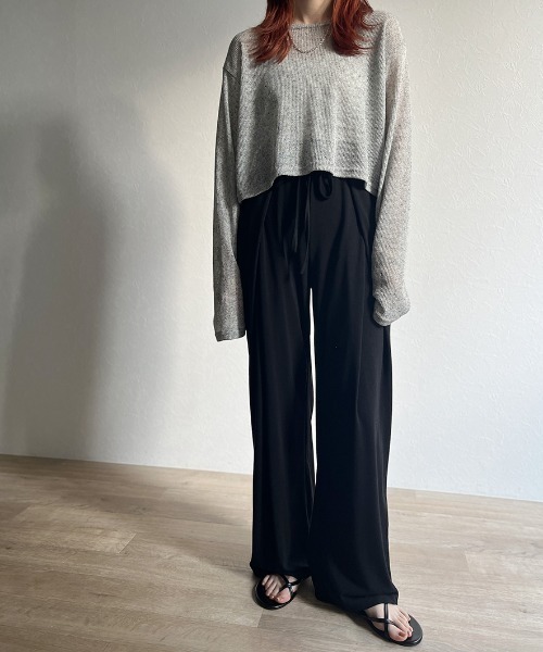 ISOOK（アイスー）の「Tuck design loose sweat pants / タックデザインルーズスウェットパンツ（その他パンツ・レディース・ブラック/グレー・FREE）」の5枚目の写真