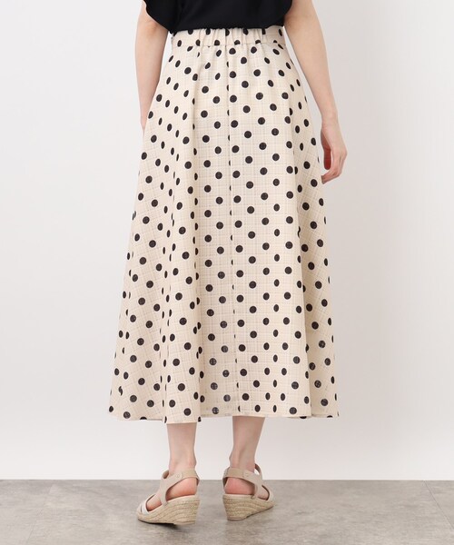 grove（グローブ）の「◆スタイリング映え！シア－チェックドットプリントスカート（スカート・レディース・ブラック系/ベージュ系・02/03/04/01/05）」の16枚目の写真