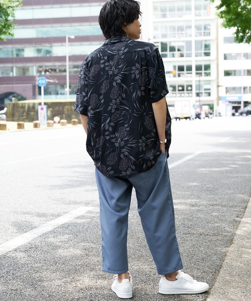 Blue Standard (ブルースタンダード)の「【BLUE STANDARD/ブルースタンダード】接触冷感 ポリトロワンタック ウエストゴム クロップドパンツ(その他パンツ・メンズ・チャコールグレー/ブルー/ブラック/ベージュ・MEDIUM/LARGE/X-LARGE)」の13枚目の写真