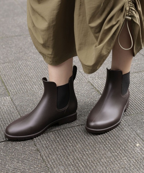 LAKOLE（ラコレ）の「サイドゴアレインブーツ[WOMEN] / 125767（レインシューズ・レディース・ブラック/グレー/ダークブラウン・MEDIUM/LARGE）」の3枚目の写真