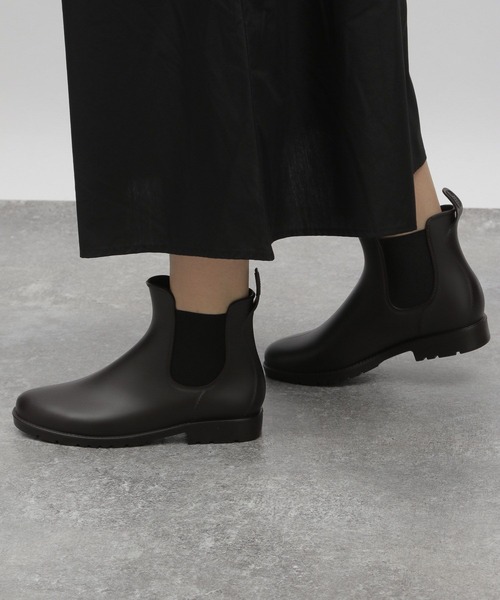 LAKOLE（ラコレ）の「サイドゴアレインブーツ[WOMEN] / 125767（レインシューズ・レディース・ブラック/グレー/ダークブラウン・MEDIUM/LARGE）」の10枚目の写真