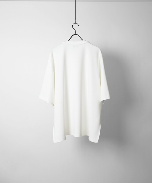 Confirm（コンファーム）の「ドレープとろみ ビッグシルエット 無地 / ワンポイント / フロントプリント オーバーサイズ半袖Tシャツ カットソー【Confirm】（Tシャツ/カットソー・メンズ・ブラック系その他2/グレー系その他/ブラック/チャコールグレー/ブラック系その他/ホワイト系その他2/ホワイト系その他/ホワイト/グレー系その他2・FREE）」の15枚目の写真