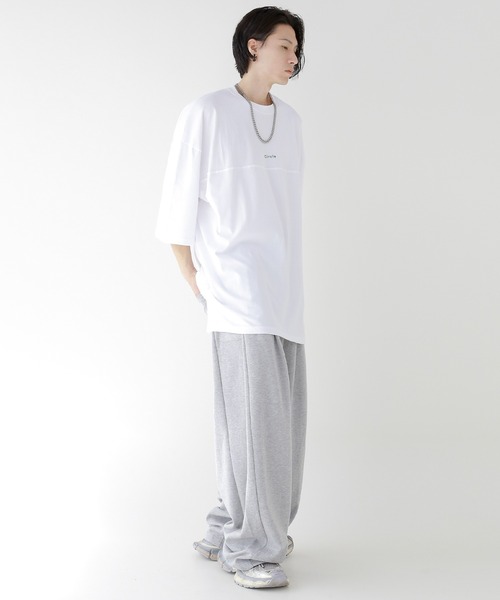 minsobi(ミンソビ)の「グラデーションサークルT ビッグシルエット半袖カットソー(Tシャツ/カットソー・メンズ・ブラック/ホワイト・FREE)」の8枚目の写真