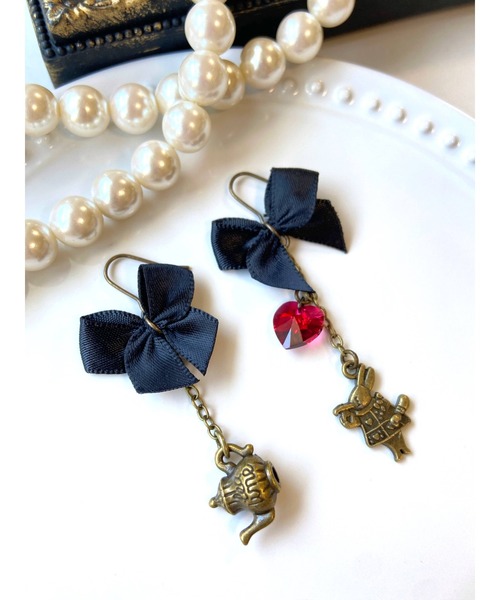 MUURABBTI】アリスのお茶会ピアス(MA)（ピアス（両耳用））｜tone