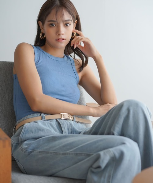 Auntie Rosa（アンティローザ）の「ショート丈コットンリブニットタンクトップ（タンクトップ・レディース・ブラック/ホワイト/ベージュ/ネイビー・SMALL/MEDIUM）」の9枚目の写真