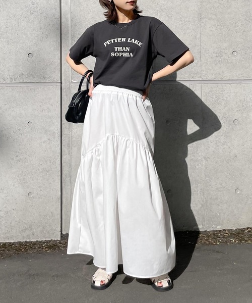 Chillfar（チルファー）の「ティアードボリュームロングスカート（スカート・レディース・ブラック/オフホワイト/ブラウン・FREE）」の11枚目の写真