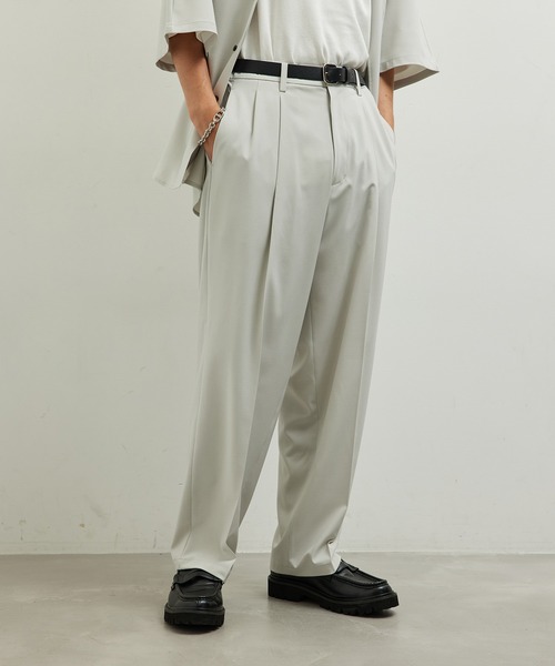 JUNRED（ジュンレッド）の「セットアップ対応 / エアリーストレッチタックワイドパンツ（その他パンツ・メンズ・ライトグレー/ブラック/グリーン系その他/ブルー系その他4・S/M/L）」の7枚目の写真