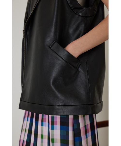 RIM.ARK（リムアーク）の「Riders box shaped vest（ベスト）」 - WEAR