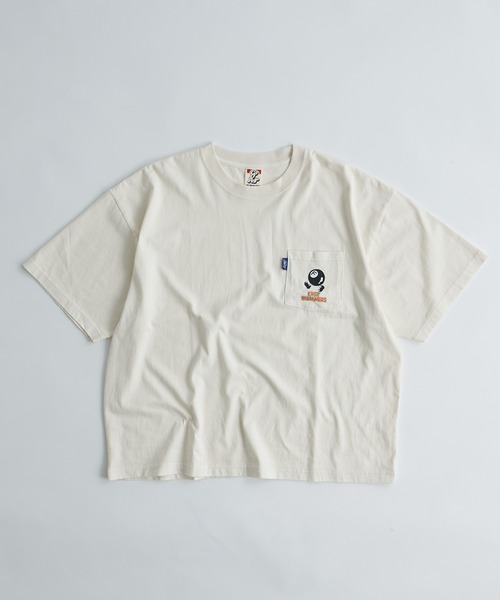 WHO'S WHO gallery(フーズフーギャラリー)の「COOPER FACTヘビーウェイトビリヤードロゴビッグポケTEE(Tシャツ/カットソー・レディース・ホワイト/チャコールグレー・FREE)」の4枚目の写真
