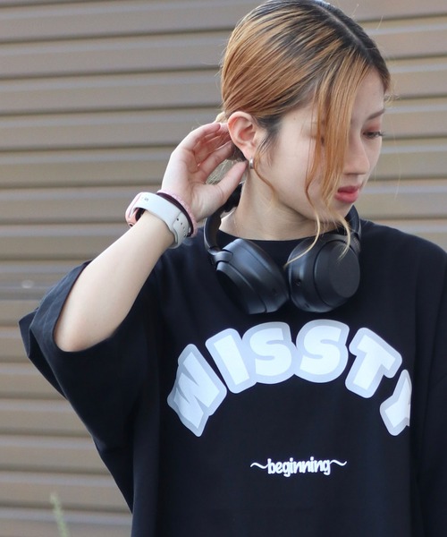 wissty(ウィスティー)の「wissty-ロゴT(Tシャツ/カットソー・メンズ・ホワイト系2/ブラック系2/ブラック/ホワイト・M/L)」の4枚目の写真