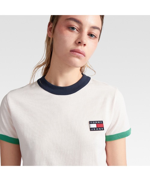 tommy jeans(トミー ジーンズ)の「バッジロゴリンガーTシャツ(Tシャツ/カットソー・レディース・ホワイト/ピンク・MEDIUM/SMALL/X-SMALL)」の13枚目の写真