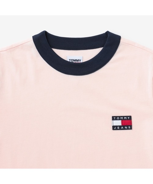 tommy jeans(トミー ジーンズ)の「バッジロゴリンガーTシャツ(Tシャツ/カットソー・レディース・ホワイト/ピンク・MEDIUM/SMALL/X-SMALL)」の4枚目の写真