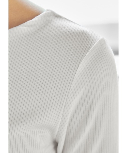 STYLE DELI（スタイルデリ）の「とろけるとろみリブカットソートップス（Tシャツ/カットソー・レディース・ホワイト/チャコールグレー/ブラック/オリーブ・MEDIUM）」の11枚目の写真