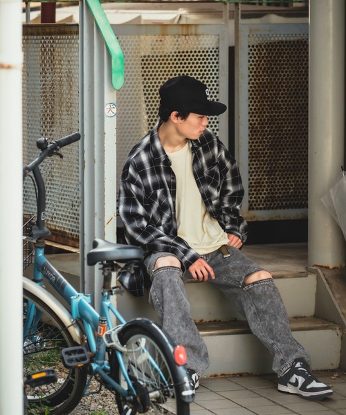 improves(インプローブス)の「ヒザZIP ワイド ケミカルデニム/ツイル バギーパンツ(デニムパンツ・メンズ・ケミカルウォッシュ/ホワイト/ブラック/ブラック系・MEDIUM/LARGE)」の17枚目の写真