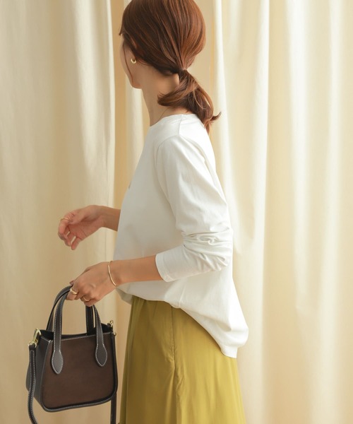 URBAN RESEARCH DOORS（アーバンリサーチドアーズ）の「刺しゅうロゴロングスリーブTシャツ（Tシャツ/カットソー・レディース・ネイビー/ベージュ系その他・MEDIUM）」の8枚目の写真