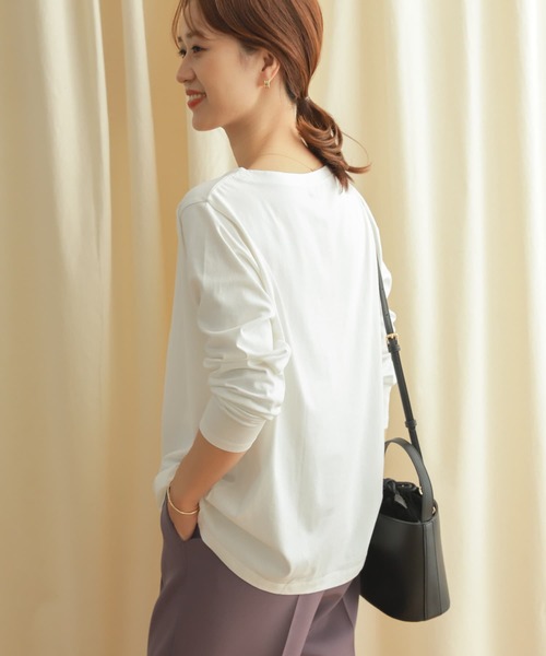 URBAN RESEARCH DOORS（アーバンリサーチドアーズ）の「刺しゅうロゴロングスリーブTシャツ（Tシャツ/カットソー・レディース・ネイビー/ベージュ系その他・MEDIUM）」の15枚目の写真