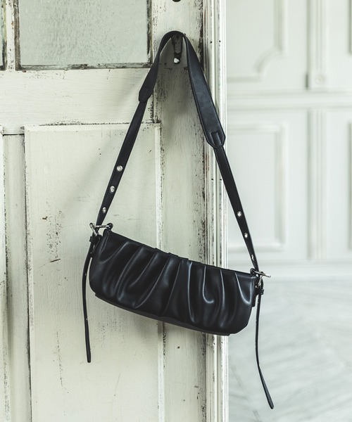 179/WG（イチナナキュウダブルジー）の「ギャザーショルダーBAG（ショルダーバッグ・レディース・オフホワイト/グリーン/ブラック・FREE）」の2枚目の写真