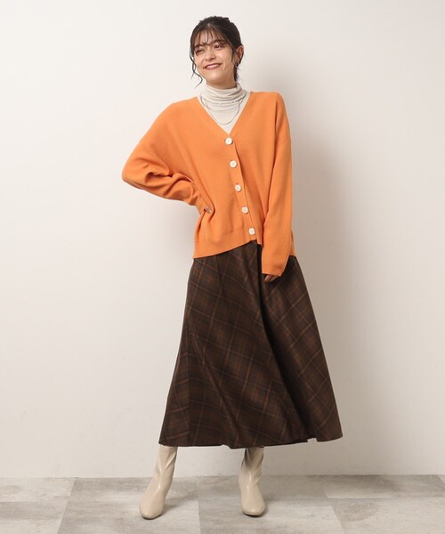 DRESKIP（ドレスキップ）の「◆洗えるもちもちVネックボックスカーディガン（カーディガン/ボレロ・レディース・ブルー/サンドベージュ/オレンジ/ブラック・02/03）」の15枚目の写真