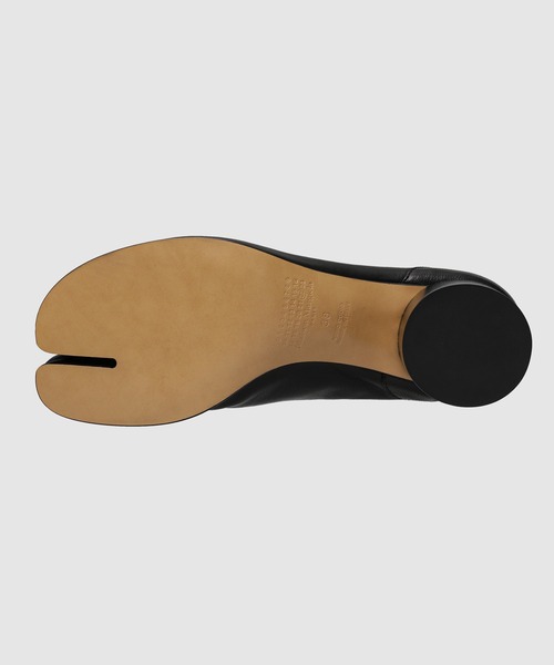 Maison Margiela（メゾンマルジェラ）の「TABI ANKLE BOOTS H60（ブーツ・レディース・ブラック・36/37/38）」の5枚目の写真