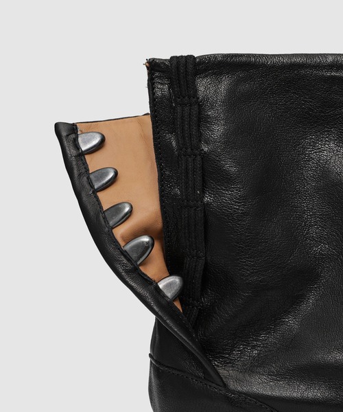 Maison Margiela（メゾンマルジェラ）の「TABI ANKLE BOOTS H60（ブーツ・レディース・ブラック・36/37/38）」の3枚目の写真