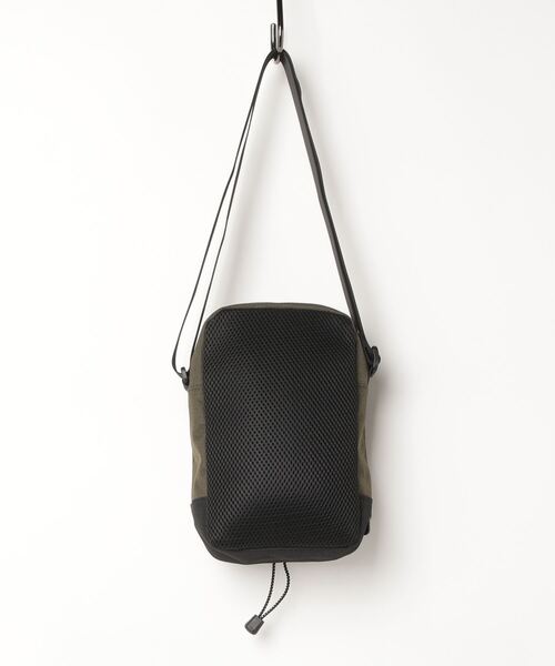 GERRY（ジェリー）の「【GERRY/ジェリー】CORDURA ワンポイント ミニショルダーバッグ（ボディバッグ/ウエストポーチ・メンズ・カーキ/ブラック・FREE）」の17枚目の写真