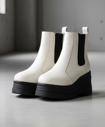 LOVEHUNTER（ラブハンター）の「LOVEHUNTER/+8cm 軽量厚底 トリプルソール ユニセックス ラウンドトゥショートブーツ(1617/1618/1619)（ブーツ）」