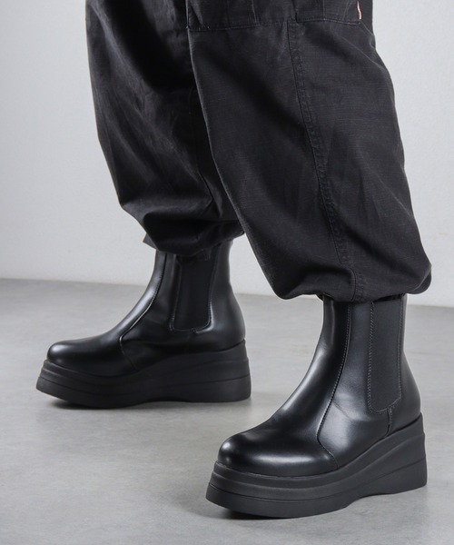 LOVEHUNTER（ラブハンター）の「+8cm 軽量厚底 トリプルソール ユニセックス ラウンドトゥショートブーツ（ブーツ・レディース・ブラック系2/ブラック系1/アイボリー系1/アイボリー系3/アイボリー系2/ブラック系3・LL/42/41/40/L/M/43/S/44/SS）」の10枚目の写真