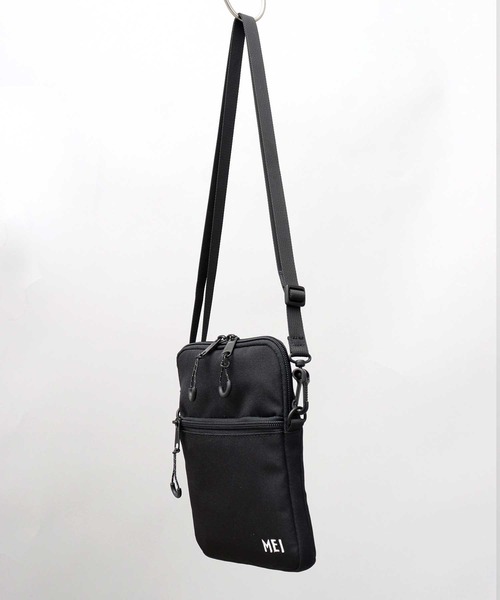 MEI（メイ）の「軽量 ポリエステル 縦型 ミニショルダー（ショルダーバッグ・メンズ・ブラック・FREE）」の5枚目の写真