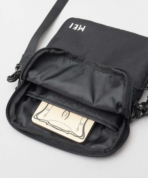 MEI（メイ）の「軽量 ポリエステル 縦型 ミニショルダー（ショルダーバッグ・メンズ・ブラック・FREE）」の13枚目の写真
