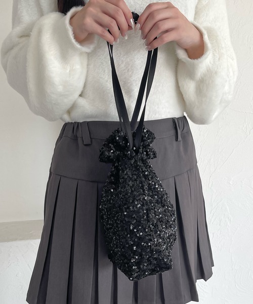 shrita（シュリータ）の「【shrita】スパンコールショルダーバッグ（ショルダーバッグ・キッズ・ブラック・FREE）」の2枚目の写真