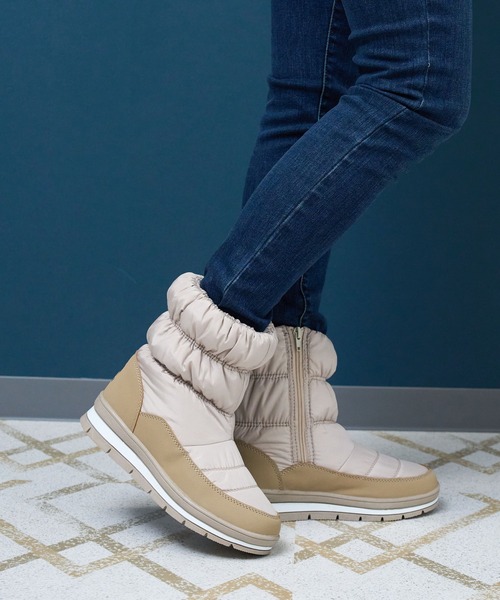 moz（モズ）の「moz(モズ)防水 裏ボア サイドジップダウンブーツ（ブーツ・レディース・ホワイト/ベージュ/ブラック・24.0cm/22.5cm/24.5cm/23.5cm/23.0cm/25.0cm）」の8枚目の写真