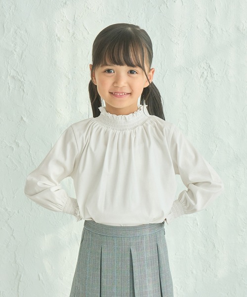 ROPE' PICNIC（ロペピクニック）の「【KIDS】スタンドフリルシャーリングカットソートップス（シャツ/ブラウス・キッズ・ホワイト/ブラック/ピンク/サックスブルー・110/130/150/140/120）」の5枚目の写真