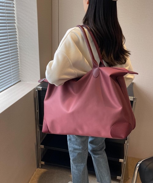 LA VORAGINE(ラ ヴォラジネ)の「撥水加工 ユニセックス大容量トラベルボストンバッグ ヨガ トレーニング スポーツ フィットネス ピラティス(ボストンバッグ・レディース・ブラック/ワイン/グレー/ピンク/パープル・FREE)」の13枚目の写真
