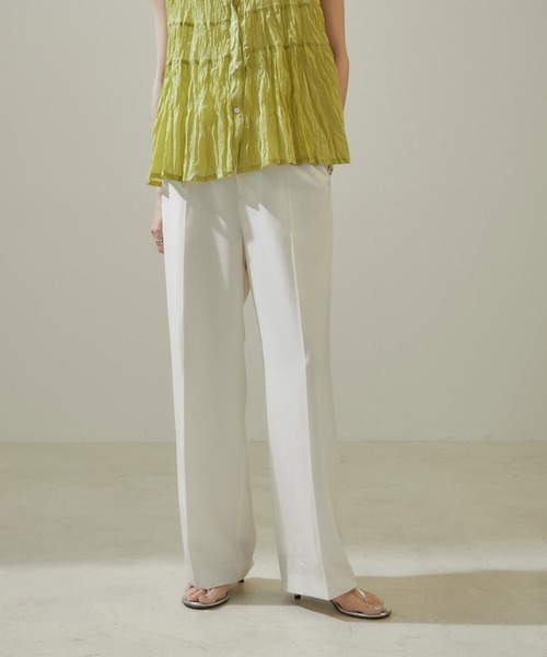 SALON adam et rope'（サロン アダム エ ロペ）の「イージーリラックスストレートパンツ/スラックス【UVケア・防シワ・吸水速乾・洗える】（スラックス・レディース・ブラック/ラベンダー/ホワイト・S/M）」の2枚目の写真