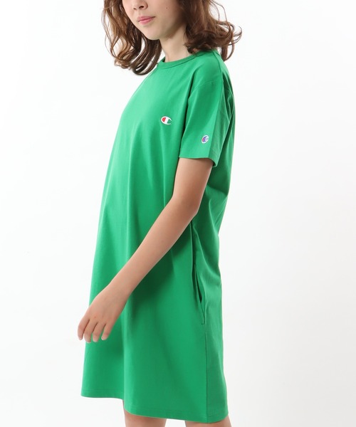 Champion（チャンピオン）の「【Champion/チャンピオン】キッズ ベーシック ショートスリーブワンピースドレス（ワンピース・キッズ・ネイビー/グリーン系その他/ゴールド/アクア/ブラック/オートミール・100/110/120/130/140/150/160）」の3枚目の写真