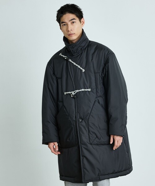 PUBLIC TOKYO（パブリックトウキョウ）の「〈超軽量 / 撥水 / 通気性〉スリーピーHEATパフダッフルコート（ダッフルコート・メンズ・ブラック・1/2）」の13枚目の写真