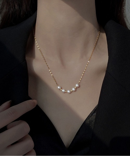 LA VORAGINE（ラ ヴォラジネ）の「アレルギー対応エコパールネックレス（ネックレス・レディース・シルバー/ゴールド・FREE）」の5枚目の写真