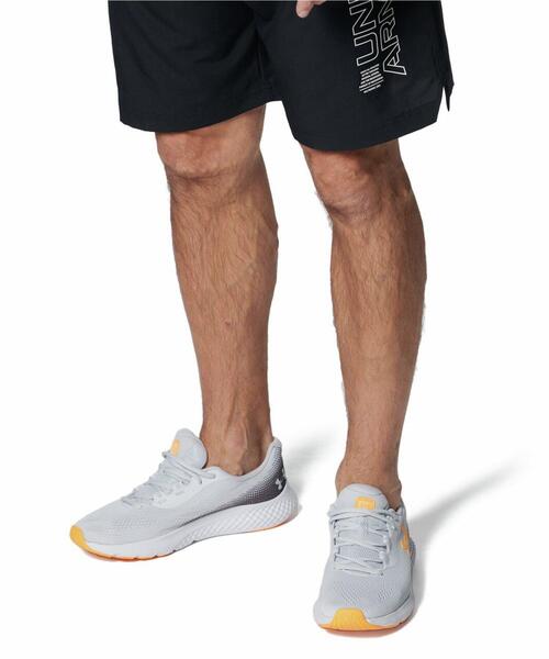 UNDER ARMOUR(アンダーアーマー)の「UAチャージド ローグ4(ランニング/メンズ)(スニーカー・メンズ・ホワイト・27.5cm/26.5cm/30.0cm/28.5cm/25.0cm/27.0cm/28.0cm/29.0cm/26.0cm/25.5cm)」の6枚目の写真