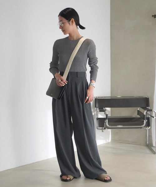 AP STUDIO（エーピーストゥディオ）の「ツイルハイウエステッドパンツ（スラックス・レディース・グレー/ネイビー・40/38/36/34）」の9枚目の写真