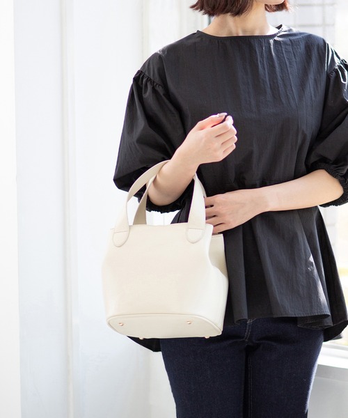 carrie⭐︎セール中 セール】carre スクエア型 ハンドバッグ（ハンドバッグ）｜kalie