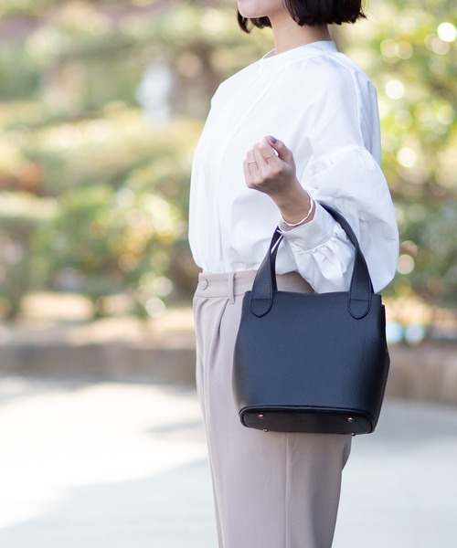 carrie⭐︎セール中 セール】carre スクエア型 ハンドバッグ（ハンドバッグ）｜kalie