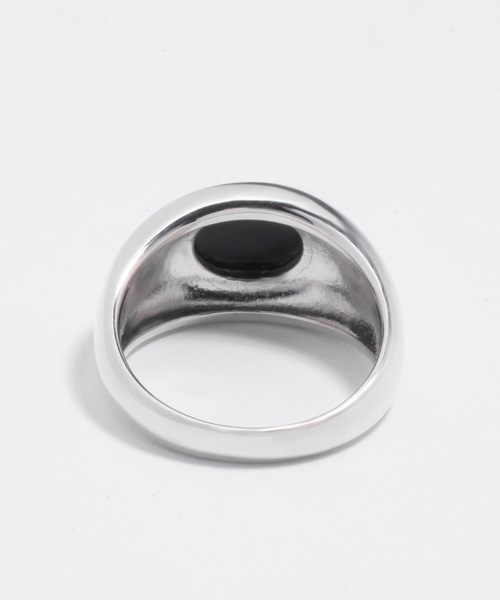 Enasoluna(エナソルーナ)の「enasoluna Oval stone ring(onyx)(リング・レディース・シルバー・9/11/13)」の2枚目の写真