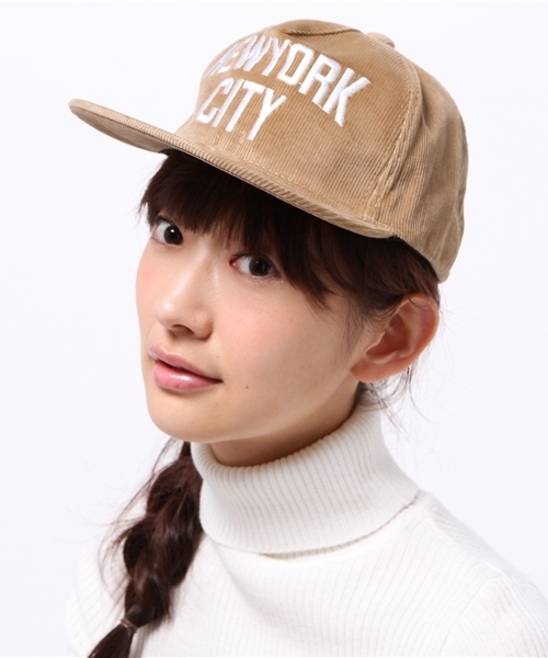 WEGO（ウィゴー）の「WEGO/NYCコーデュロイキャップ（キャップ・レディース・ベージュ/オフホワイト/ワイン/ネイビー・FREE）」の7枚目の写真
