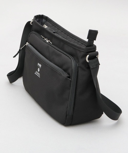 anello（アネロ）の「CABIN キャビン 撥水加工 10ポケット 多収納 ショルダーバッグ A5対応（ショルダーバッグ・レディース・グレイッシュベージュ/ブラック/スミクロ・FREE）」の18枚目の写真